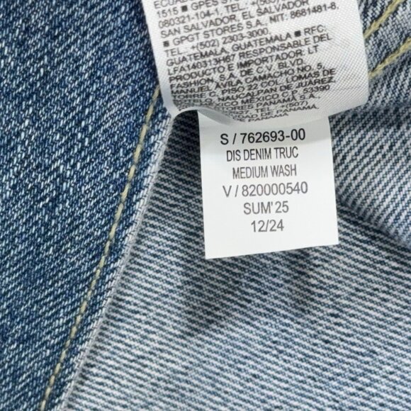 Old Navy X Disney Denim Jean Jacket Unisex M Blue Embroidered Mickey Mouse NWT - Picture 13 of 13